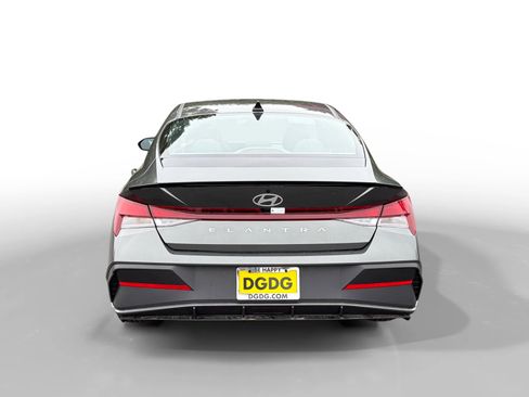 New 2025 Hyundai Elantra Sport image 4