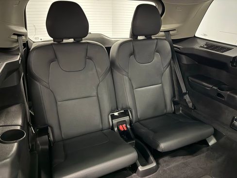 Used 2024 Volvo XC90 T8 Core image 19
