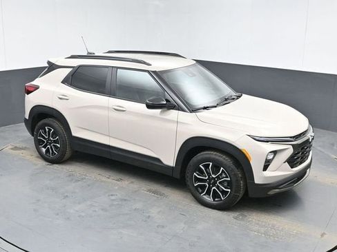 New 2026 Chevrolet TrailBlazer ACTIV w/ Convenience Package FWD image 1