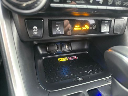 Used 2024 Toyota RAV4 XSE w/ Advanced Technology Package image 24