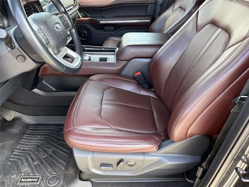 Used 2023 Ford Expedition Limited RWD image 8