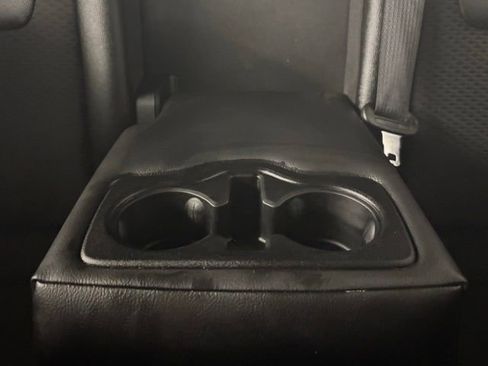 Used 2024 Jeep Compass Latitude image 15