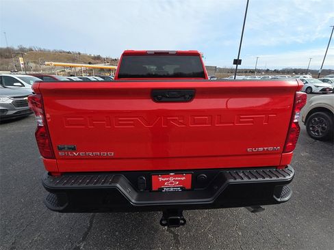 New 2026 Chevrolet Silverado 2500 Custom w/ Custom Convenience Package image 7