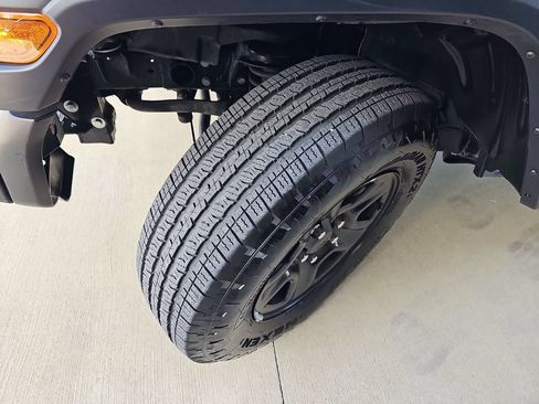 Used 2024 Jeep Wrangler Unlimited Sport AWD/4WD image 35
