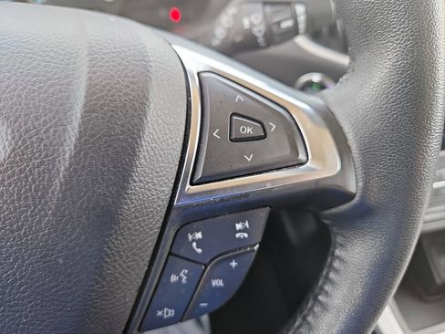 Used 2024 Ford Edge SEL AWD/4WD image 16