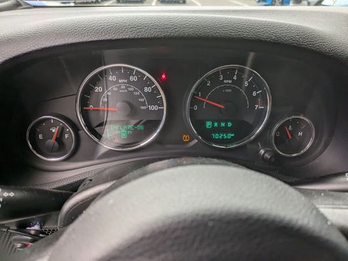 Used 2018 Jeep Wrangler Unlimited Sport S image 15