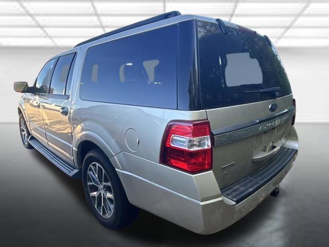 Used 2017 Ford Expedition EL XLT w/ Equipment Group 202A AWD/4WD image 4