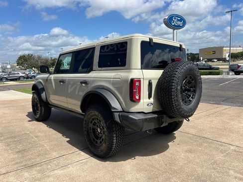 New 2026 Ford Bronco Badlands AWD/4WD image 5