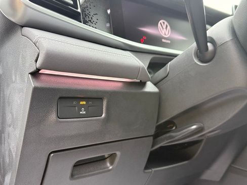 New 2026 Volkswagen Tiguan SE AWD/4WD image 26