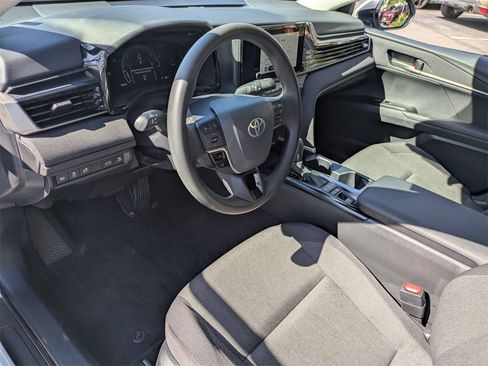 Used 2025 Toyota Camry LE image 16