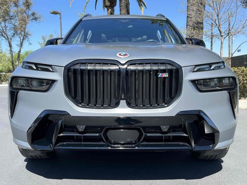 Used 2023 BMW X7 M60i image 53