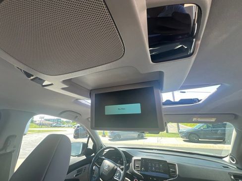 Used 2020 Honda Pilot Elite image 16
