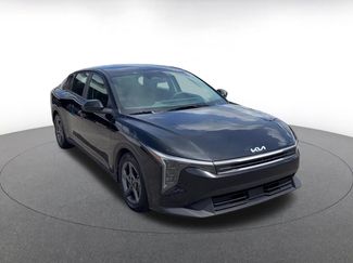 Used 2025 Kia K4 FWD video 2