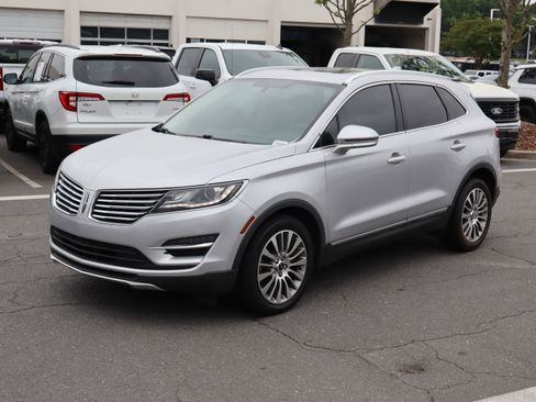 Used 2018 Lincoln MKC Reserve FWD image 5