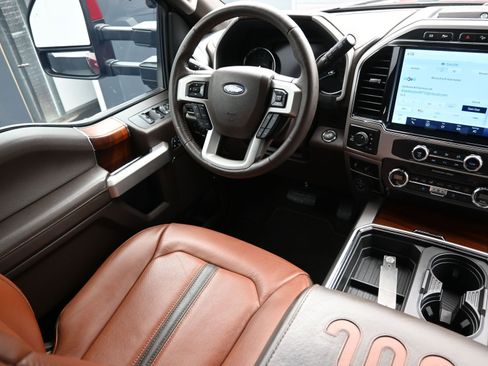 Used 2022 Ford F250 King Ranch w/ FX4 Off-Road Package image 24