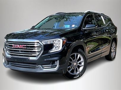 Used 2022 GMC Terrain SLT w/ Infotainment Package II