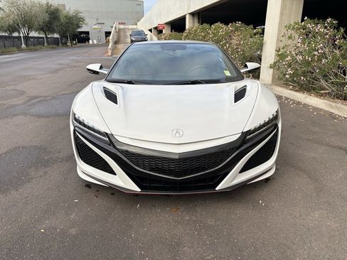 Used 2017 Acura NSX image 4