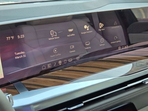 New 2026 Cadillac Escalade ESV Platinum Sport w/ LPO, ONYX Package image 18