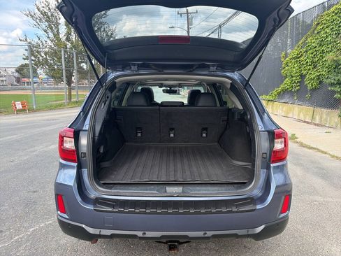 Used 2017 Subaru Outback 2.5i Limited AWD/4WD image 27
