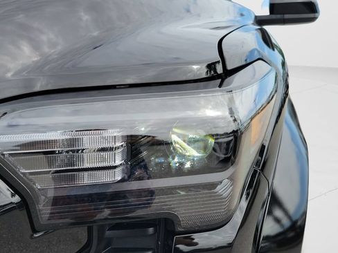Certified 2025 Toyota Tacoma TRD Sport RWD image 29