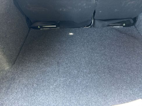Used 2025 Nissan Versa SV FWD image 29