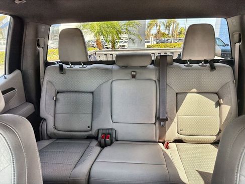 Used 2023 Chevrolet Silverado 1500 LT image 14