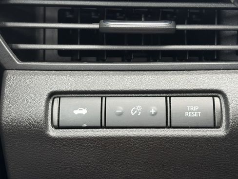 Used 2024 Nissan Altima 2.5 SV FWD image 20