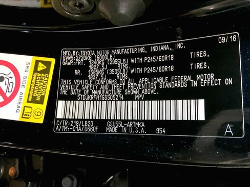 Used 2016 Toyota Highlander XLE AWD/4WD image 34