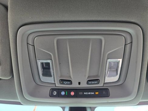 Used 2020 Chevrolet Silverado 1500 LT RWD image 26