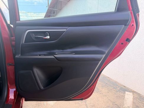 Used 2016 Nissan Altima 2.5 SL w/ 2.5 Technology w/LED Package image 24