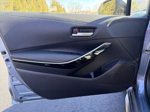 Certified 2024 Toyota Corolla XLE image 9