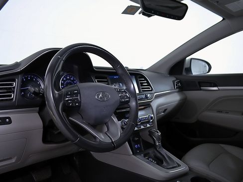 Used 2020 Hyundai Elantra Limited w/ Ultimate Package 03 FWD image 13