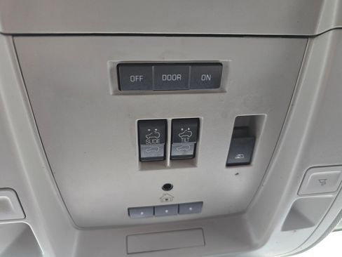 Used 2015 Chevrolet Silverado 2500 LTZ image 25