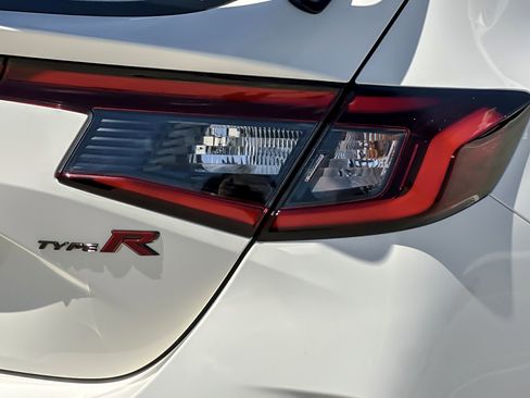 Used 2024 Honda Civic Type R image 26