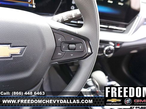 New 2026 Chevrolet Trax LT image 27