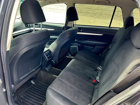 Used 2013 Subaru Outback 2.5i Premium image 12