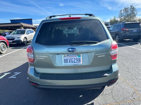 Used 2016 Subaru Forester 2.5i Premium image 6