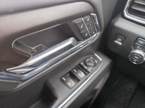 Used 2024 GMC Sierra 2500 Denali w/ Denali Reserve Package image 21