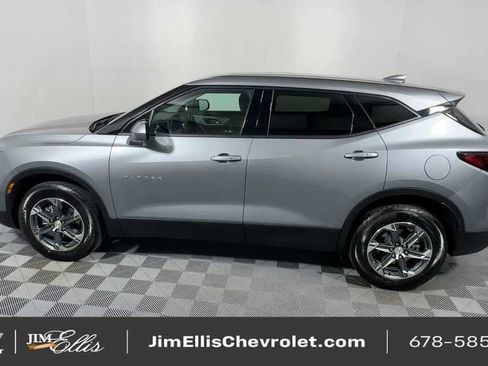 Certified 2025 Chevrolet Blazer LT image 6