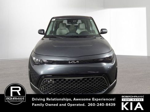 Certified 2023 Kia Soul EX image 3