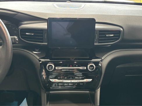 Used 2023 Ford Explorer ST-Line image 22