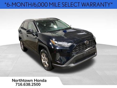 Used 2023 Toyota RAV4 XLE AWD/4WD image 2