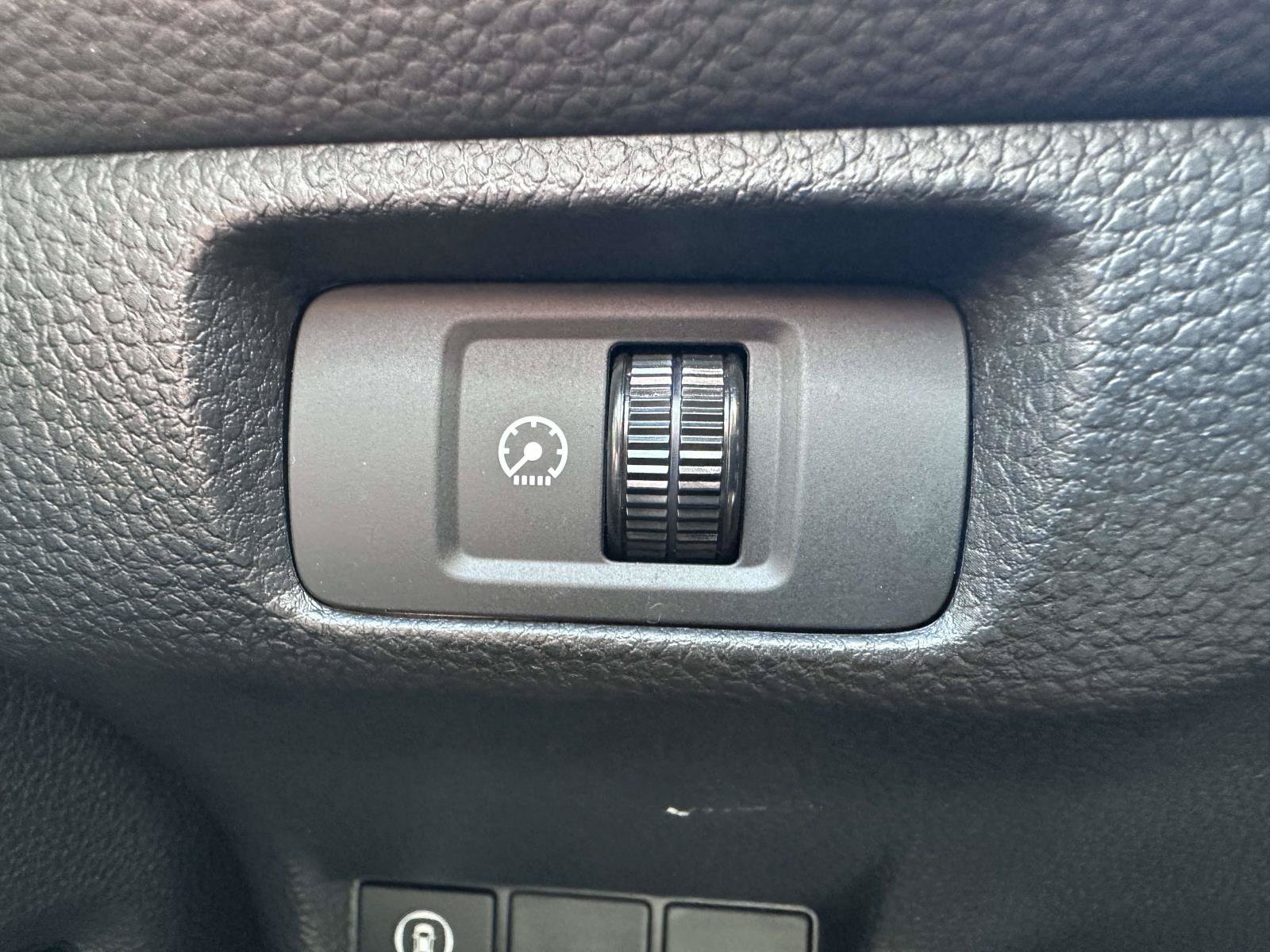 Used 2023 Honda Civic Sport image 16