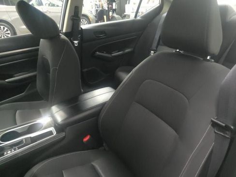 Used 2023 Nissan Altima 2.5 SV FWD image 15