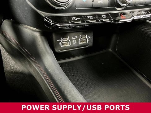 Used 2024 Dodge Durango GT AWD/4WD image 14