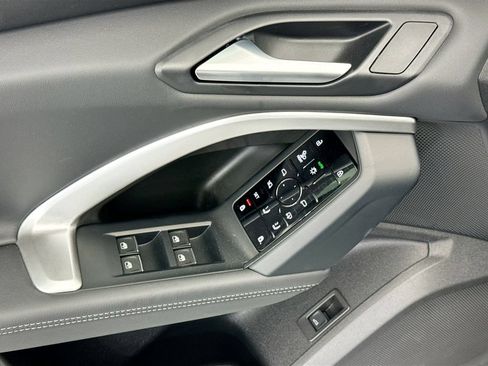 Used 2026 Audi Q5 Premium Plus w/ Premium Plus AWD/4WD image 22