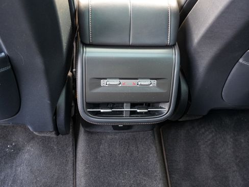 Used 2024 Lincoln Nautilus Reserve w/ Equipment Group 202A image 30