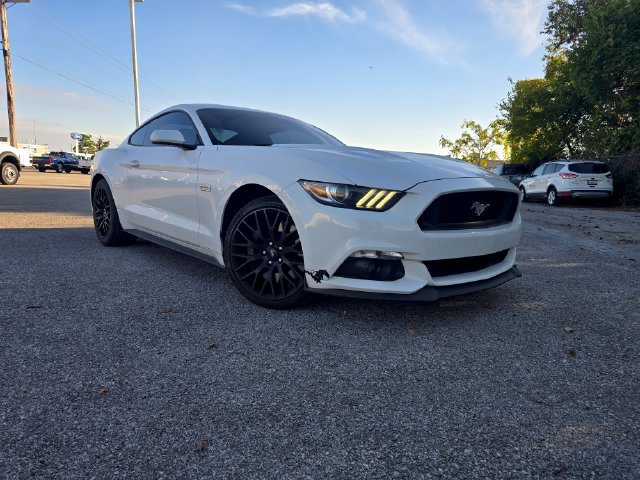 Used 2017 Ford Mustang GT w/ GT Performance Package RWD image 1