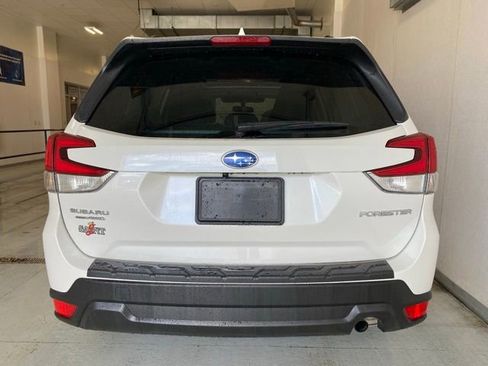 Certified 2023 Subaru Forester Premium AWD/4WD image 6