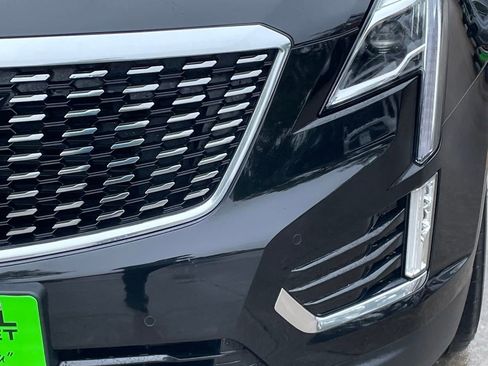 Used 2024 Cadillac XT5 Luxury w/ LPO, Floor Liner Package FWD image 7